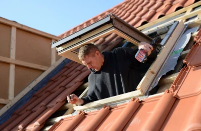 Pose de fenêtres de toit Velux à Roussieux